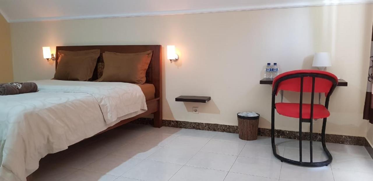 Casavelion Hotel Ilhas Karimunjava Exterior foto